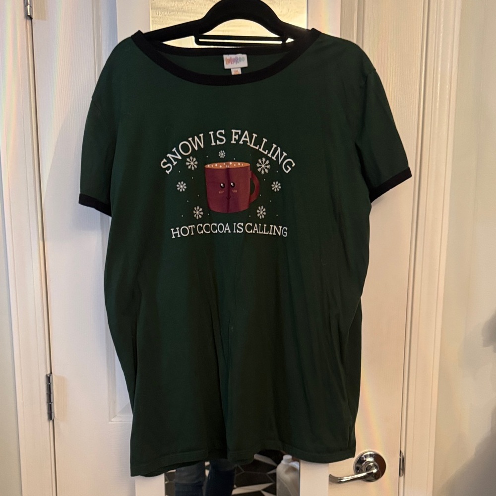 Green T-Shirt with Snow and Cocoa Design Christmas Holiday